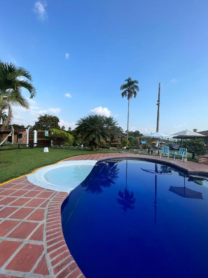 Casa Lemar Hotel Quimbaya Exterior photo