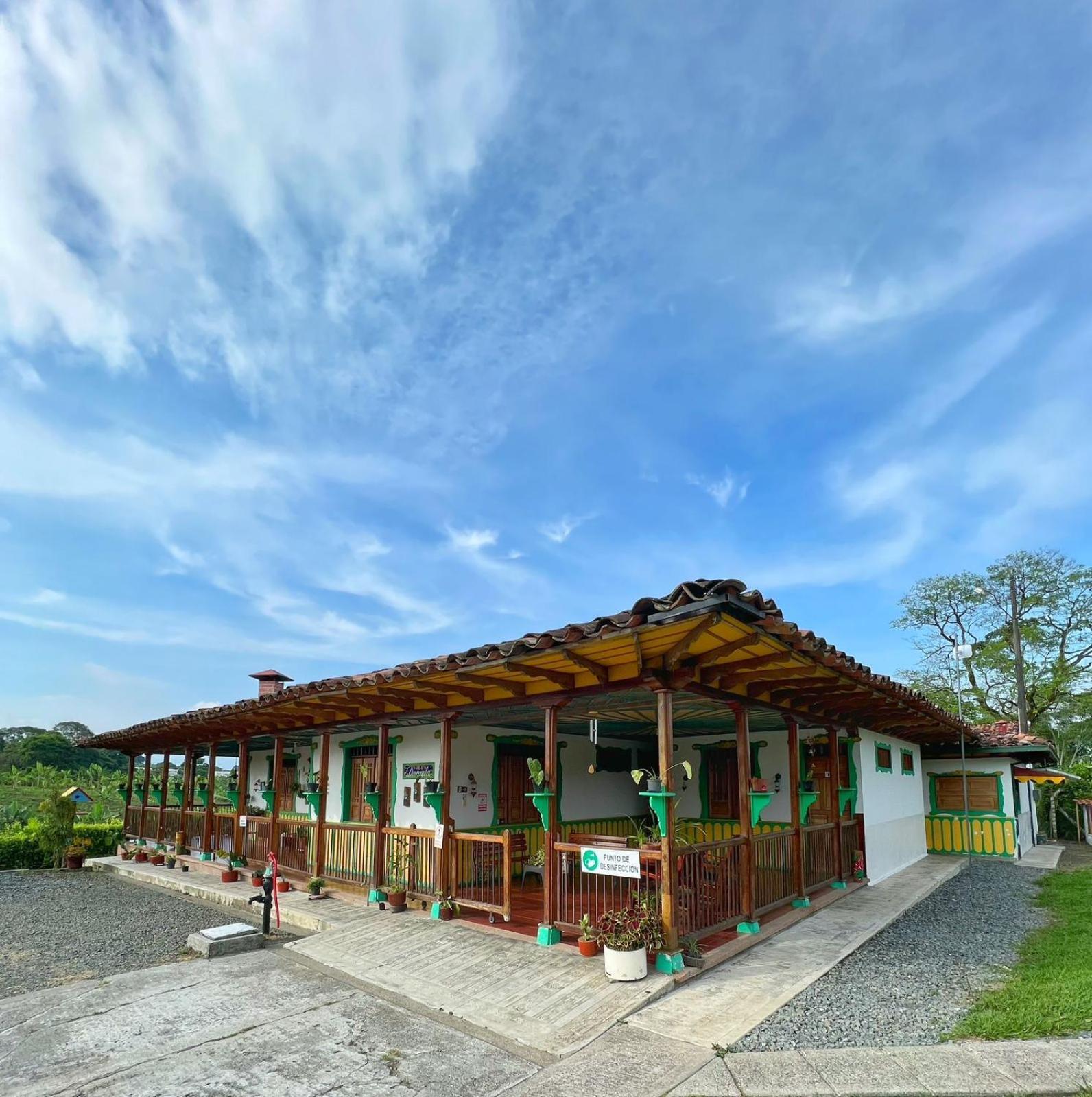 Casa Lemar Hotel Quimbaya Exterior photo