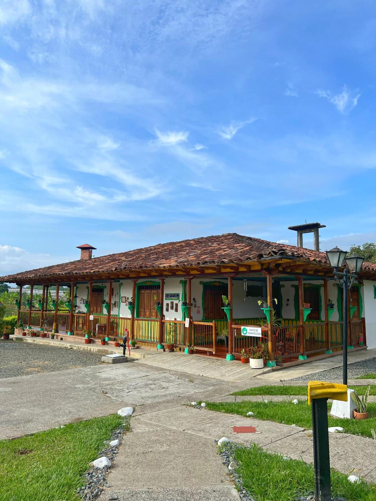 Casa Lemar Hotel Quimbaya Exterior photo